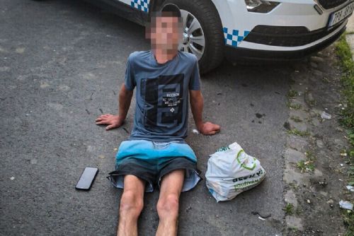 Muž s 3,77 promile ohrožoval okolí