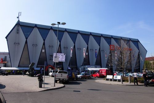Nová parkovací zóna G a P+G parkoviště v Plzni u zimního stadionu