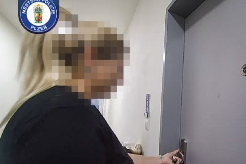 Odskočila si od plotny bez klíčů