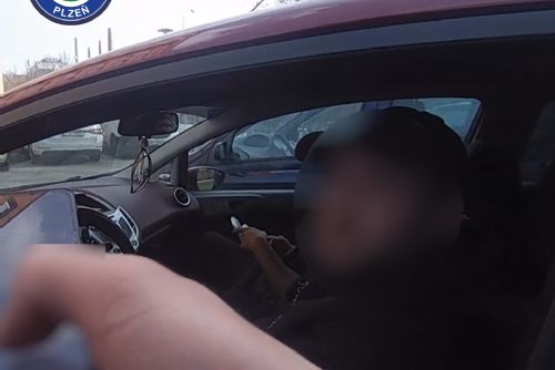 Opakovaně porušil zákaz řízení. Teď mu hrozí až dva roky vězení