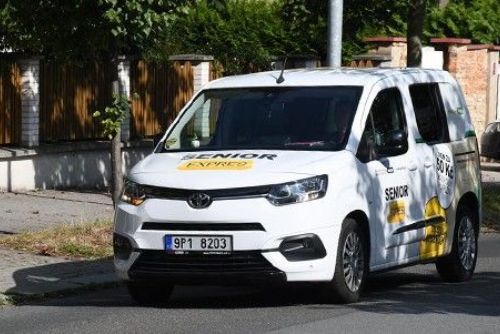 Plzeňský Senior Expres - levnější a ekologičtější jízdy od EcoCity TAXI