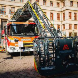 Pražští hasiči získali novou zásahovou techniku za 200 milionů korun