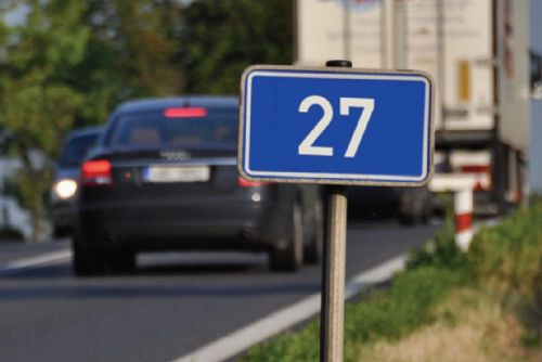 Řidiče u Plzně čeká další omezení. Oprava I/27 mezi D5 a Výsluním potrvá do června