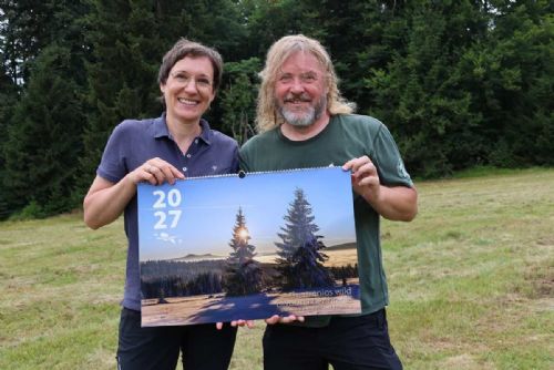 Šumava a Bavorský les představily kalendář 2027 Divočina bez hranic s 13 snímky