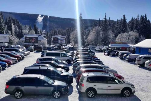 Špindlerův Mlýn posílil parkovací místa