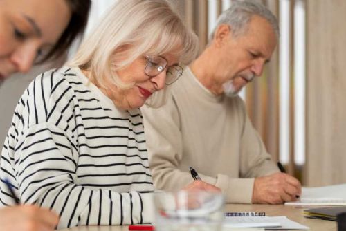 Vzdělávání 55+ na VŠPJ: Nové kurzy ve více městech