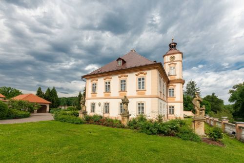 Zámek Štěnovice ožije velikonočním jarmarkem