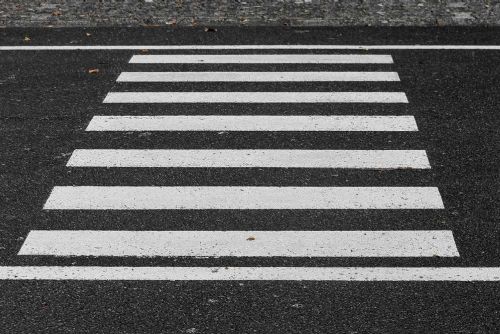 Želkovice volají po obnově přechodu: Bezpečnost dětí a seniorů v ohrožení