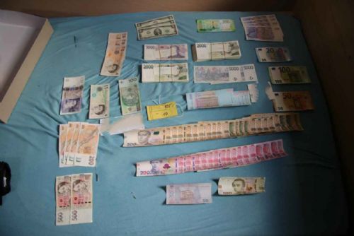 Akce MEL v Plzni rozbila dílnu pervitinu, tři ve vazbě