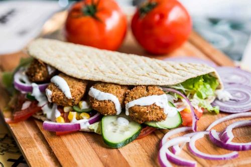 Chorvatský Koykan vstupuje do Prahy: street food s ekologickým balením