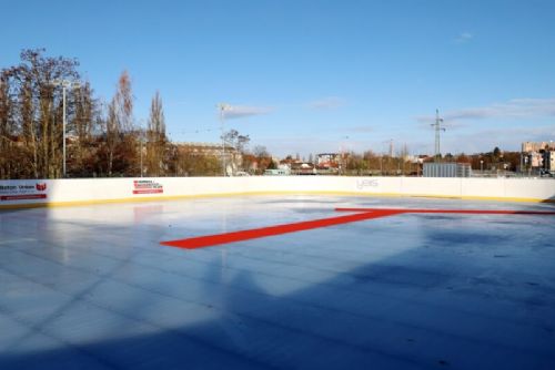 Ledová sezóna startuje 15. listopadu: Bruslete i na Štědrý den!