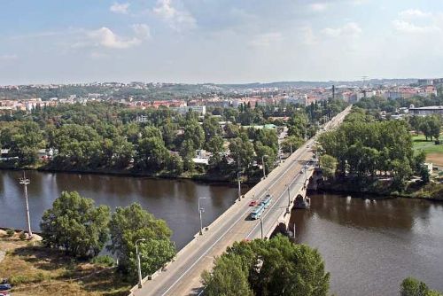 Libeňský most: Přestavba se pozastavuje, TSK připravuje nový projekt