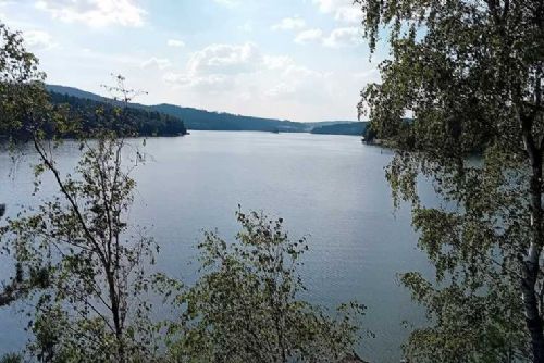Lipno odhaluje nelegální výpusti, odborníci zkoumají jejich vliv na kvalitu vody