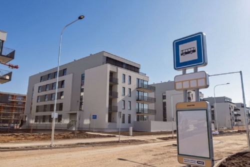 Nových bytů ubývá, ale na Borských polích vyrůstá projekt pro stovky lidí