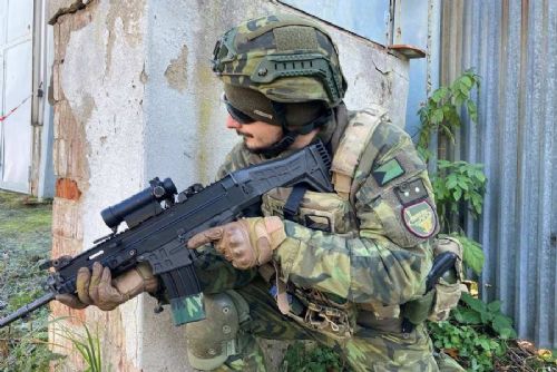 Pístovská kasárna po dvou desetiletích znovu slouží výcviku aktivní zálohy