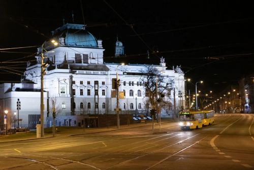 Plzeň chystá obří modernizaci osvětlení. Vymění tisíce lamp a slibuje velké úspory