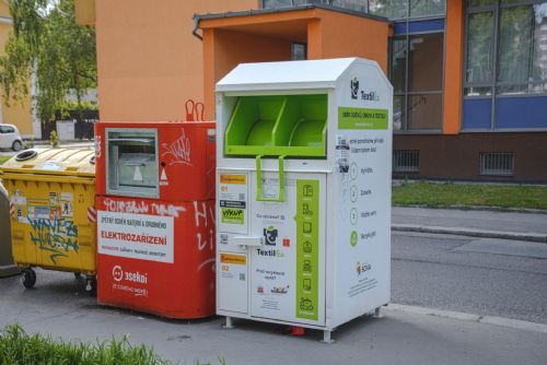 Plzeň zvažuje konec kontejnerů na textil a bioodpad - co bude dál?