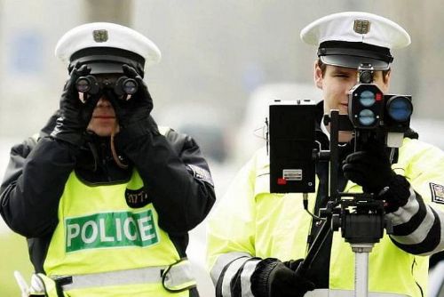 Pozor na rychlost! Policie zahájila akci Speed. Kde se v Plzeňském kraji měří nejčastěji?