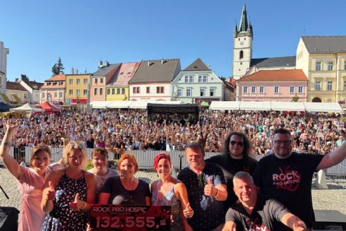 Tachovské slavnosti ovládly město. Tři dny nabídly hvězdy, historii i videomapping