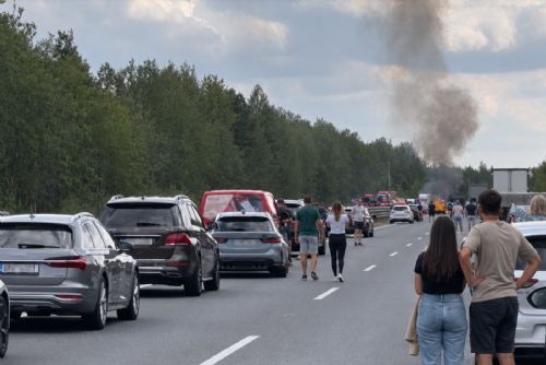 U soudu v Rokycanech znovu projednávali smrtelnou nehodu na D5. Řidič kamionu vinu odmítá