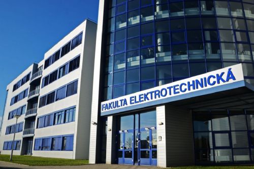 Univerzita v Plzni otevírá mimořádné studium pro veřejnost