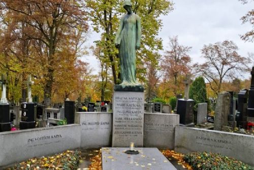 Ústřední hřbitov odkryje slavná jména Plzně. Prohlídka připomene Trnku, Skupu i Sutnara