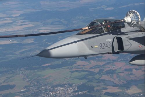 V jižních Čechách cvičí stovky vojáků a desítky letounů. Ample Strike potrvá do 18. září