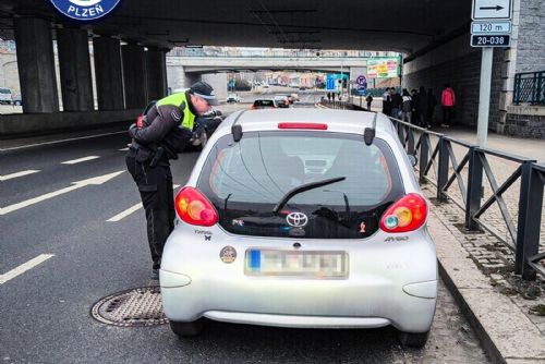 Bez řidičáku v zákazu vjezdu, teď mu hrozí mu vězení