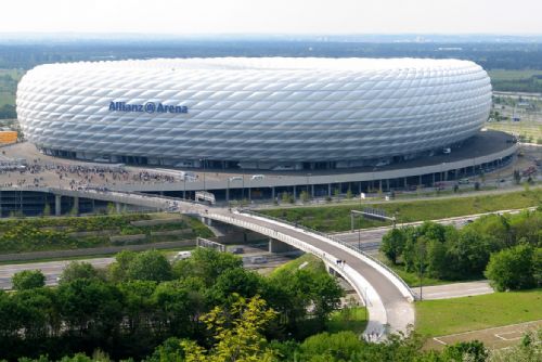 České kluby bodují v Evropě a jsou blízko postupu