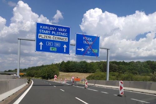 Další kolony u Plzně. Oprava I/20 komplikuje cestu na Losinou i od Olympie