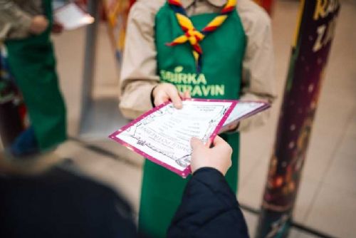 Jarní Sbírka potravin přinesla 623 tun pomoci. Online dary pokračují do 5. května