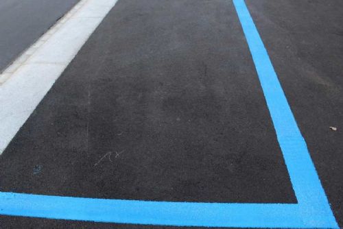 Jihlava: Obyvatelé bojují o parkovací místa na sídlišti Na Slunci