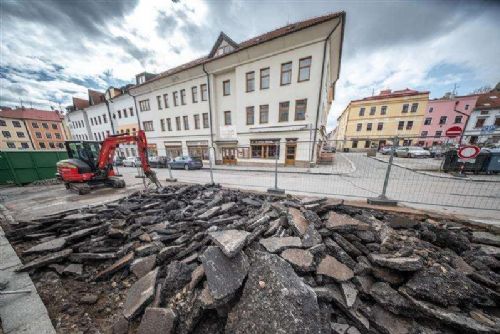 Jihlava staví nové bezbariérové veřejné toalety v Židovské ulici