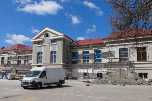 Kralovice mění bývalá kasárna. Děti získají nový Pohodáček s učebnami, dílnami i klubovnami