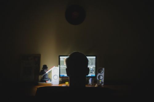 Kyberútok na Prahu - hackeři z Cicada3301 ukradli citlivá data