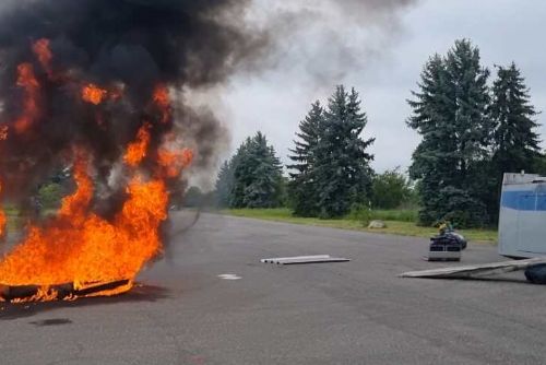 „Letiště Pardubice: Simulace letecké nehody s 84 pasažéry“