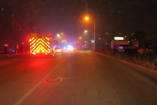 Mercedes srazil chodkyni v Budějovicích, žena zemřela