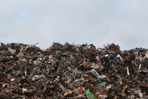 Německý odpad opustí Jiříkov: Začíná odvoz 300 tun nelegálních materiálů