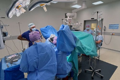 Nemocnice Jihlava zavádí sakrální neuromodulaci. Nová metoda má pomoci pacientům s dráždivým měchýřem