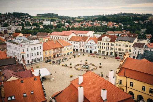 Pelhřimov slaví 800 let: Rekordy a historie v srdci Vysočiny