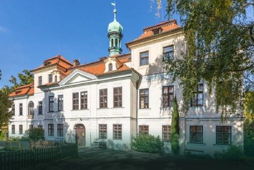 Praha plánuje koupit Veleslavín a Národní dům. Celková hodnota dosahuje 609 milionů korun