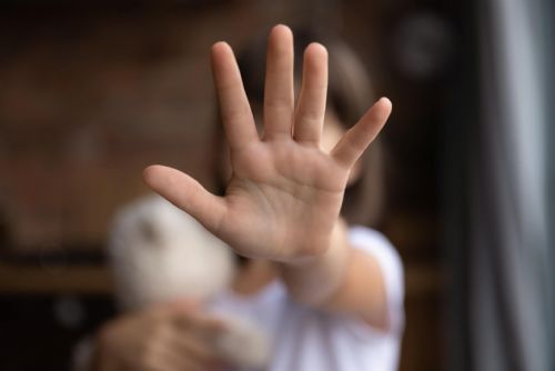 Sexuální násilí mezi dětmi je často tabu. Plzeňský případ ukazuje, proč o něm mluvit