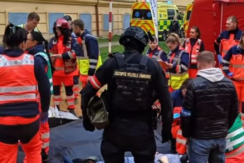 Věznici na Borech obsadily desítky policistů, hasičů a záchranářů. Plzeň zažila velké cvičení