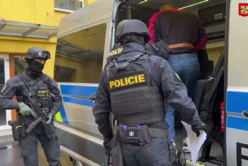 Za pobodání taxikáře mu hrozí až 18 let vězení