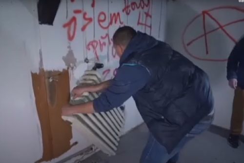 Známý youtuber čelí obvinění z krádeží a porušení domovní svobody