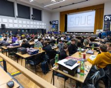Zlaté české ručičky nezmizely. Mladí technici v Plzni bojovali v soutěži Technika má zlaté dno