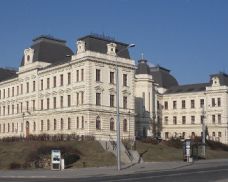 Matka odmítla vydat dceru odsouzenému otci. Sama za to dostala podmínku