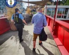 Známé tváře v centru Plzně neunikly strážníkům. Oba muže hledala policie