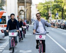 Praha napočítala v roce 2025 5,6 milionu průjezdů kol. Nejvíc podél Vltavy u Modřan