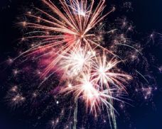 Praha rozšíří celoroční zákaz pyrotechniky na 34 z 57 městských částí. Přibude 14 radnic